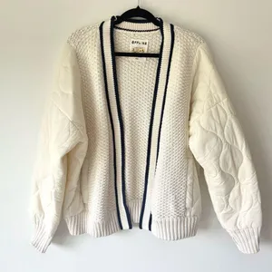 Offline by Aerie Quilted Knit Cardigan Puffer Cream Navy Oversized Sweater Cozy thumbnail 4