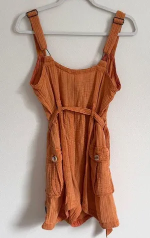 Anthropologie Gauzy Romper Size Medium Cedar Button Front Pocket Sleeveless Boho thumbnail 8
