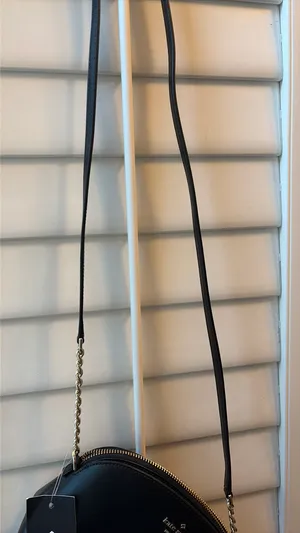 New with tags Kate Spade New York Black Leather Crossbody purse thumbnail 6