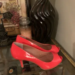 Vince Camuto heels size 9 thumbnail 4