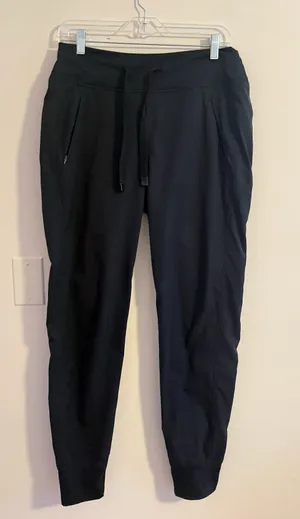 Medelita black scrub jogger pants thumbnail 1