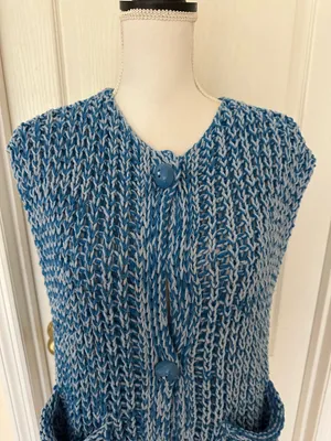 Zara Woman’s Loose Knit Blue Sweater Vest with Big Blue buttons, Sz L thumbnail 5