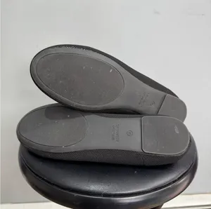 SALE! Black Amazon Brand Soft Flats Size 9.5 thumbnail 5