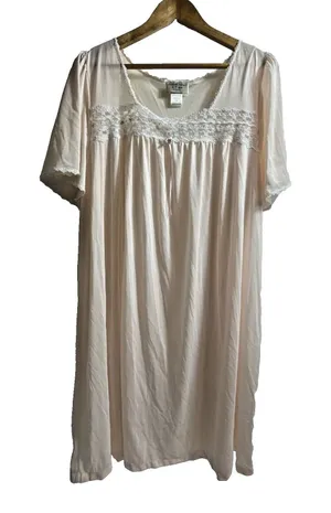 Amanda Stewart Intimates Women’s Gown Size 2X In A Pink Peachy Knee Length thumbnail 1