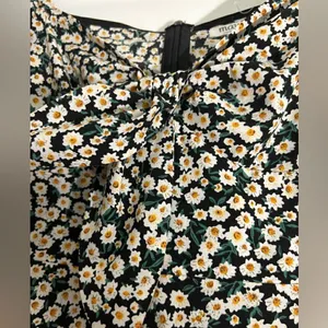 May Floral Dresss Size small Sun dress thumbnail 3