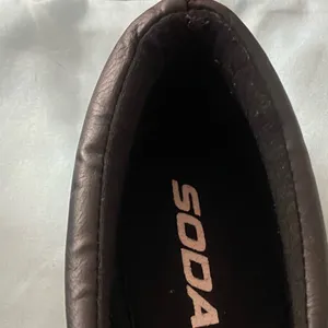 Soda Womens Slip On Shoes Size 7 Black Faux Leather Top thumbnail 3