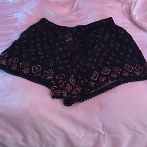 NWT Hollister shorts thumbnail 1