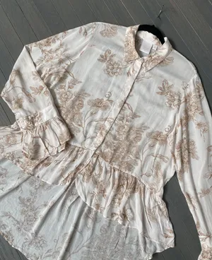 Lauren Conrad Women’s Ruffle High Low Blouse thumbnail 6