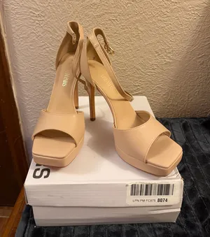 Dream Paris Nude Heels thumbnail 1
