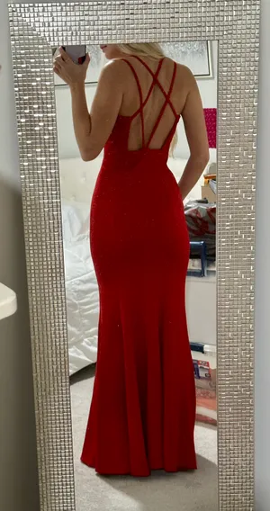 Red Dress Formal Dress thumbnail 3