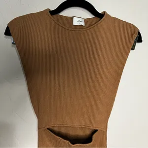 Wilfred Aritizia Tan Brown Brown Crescent Cutout‎ Kit Mini Dress thumbnail 3