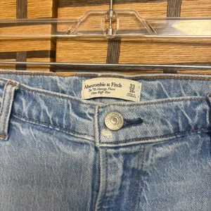 Abercrombie & Fitch‎ Ultra High Rise The 70’s Vintage Flare Jeans Size 33/16S thumbnail 6