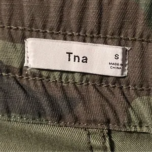 Aritzia Women’s tna new camo Alix pant size small thumbnail 3