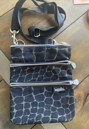 Baggallini Black Crossbody Bag‎ Travel Lightweight thumbnail 1