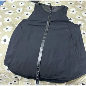 Lululemon Women's Black Athletic Tank Top thumbnail 3
