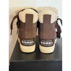 Sorel Brown Wedge Boots with Cream Sherpa Collar thumbnail 3