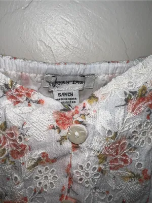 American Eagle Outfitters White Floral Lace-Trim Crop Top Small thumbnail 3