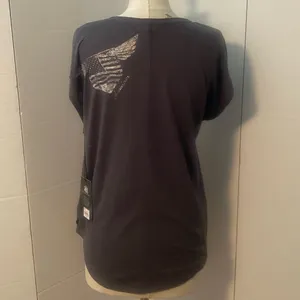 NWT Rock & Republic Graphic T-Shirt thumbnail 2