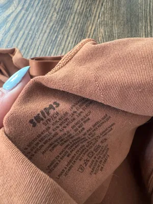 SKIMS Shapewear Bodysuit thumbnail 4
