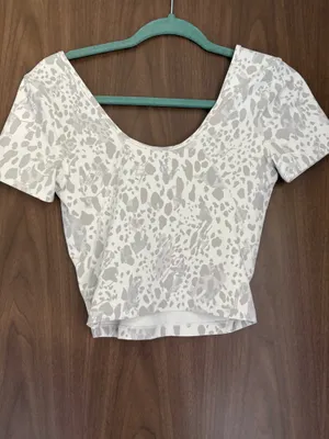 Lululemon align tee thumbnail 2