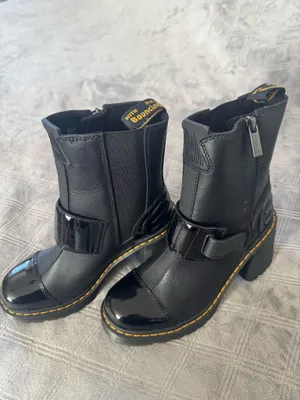Dr. Martens Women's Gaya Heeled Chelsea Boot Black size 8 thumbnail 2