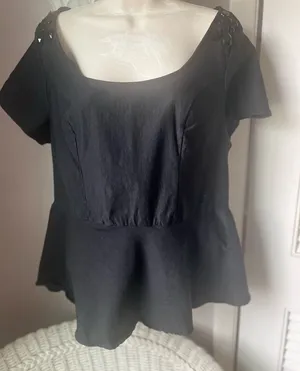 Torrid Black Short Sleeve Blouse Size‎ 1X thumbnail 1