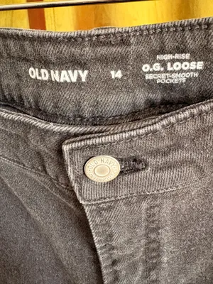 Old Navy OG Loose Jeans High-Waisted thumbnail 2