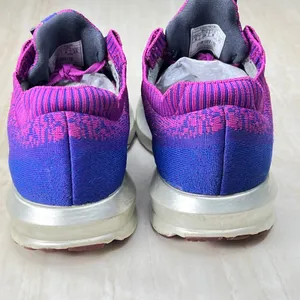 Brooks Levitate 2 Womens Running size8 Shoes Purple Blue Ombre 1202791B520 thumbnail 4