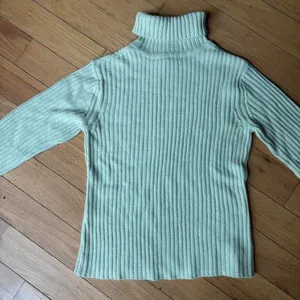 Reference Point Vintage Y2K Cable Knit Green Turtleneck Sweater thumbnail 5