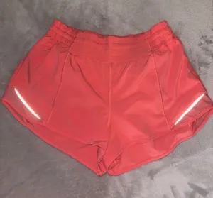 Hotty Lululemon Hot 2.5" thumbnail 1