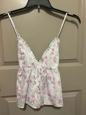 SheIn Floral Top thumbnail 1