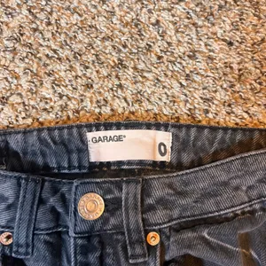 Garage Black Acid Wash High Waisted Mom Jeans Size‎ 0 Denim Pants thumbnail 2
