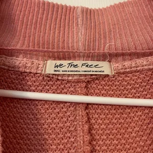 Free People We The Free Oversized Thermal Small Pink Sweater Top She’s a Keeper thumbnail 5