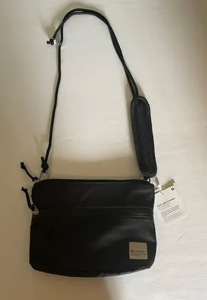 Lululemon Logo Crossbody thumbnail 1