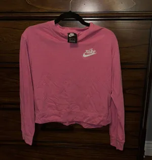Long Sleeve Crop Top thumbnail 1