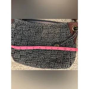 The Sac Woven Hobo Shoulder Bag in Brown and Cream thumbnail 8