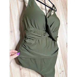 NWT Cupshe Ruched Underwire Bathing Suit Curvy Tummy Control 1-PC Swimsuit Sz 3X thumbnail 4