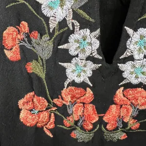 Sugar Lips Dress Womens Medium Black Great Cold Shoulder Floral Embroidery D5110 thumbnail 5