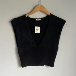 NEW free people she cute crop top thumbnail 1