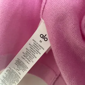 Alo Yoga Supernatural Sweater Cardigan Candy Heart Pink M thumbnail 3