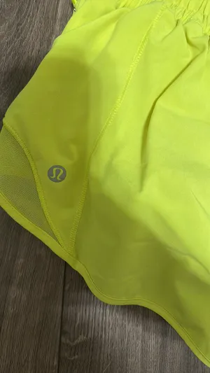Lululemon Neon Shorts Hotty Hot thumbnail 3