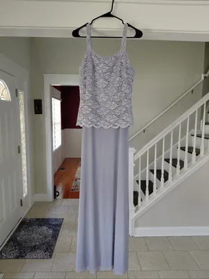 NWT Marina Silver/Grey Lace Chiffon Long Gown Size 6 | Elegant Wedding Guest thumbnail 6