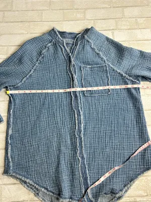 Aerie Washed Blue Button-Up Size Small thumbnail 5