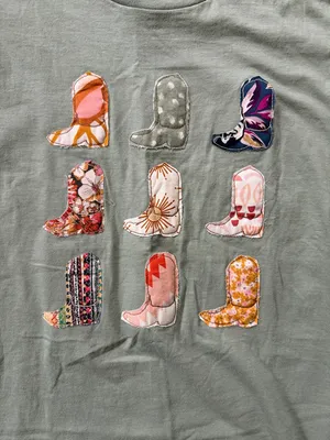 NWT Boots & Boho Patchwork Western Green Tee size small thumbnail 4
