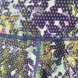 Lululemon Women's Wunder Under Ptn Full On Luxtreme Floral Sport Iris‎ Flower SZ thumbnail 3