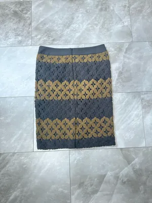 Ann Taylor Skirt Size 6 Crochet Lace Pencil thumbnail 2