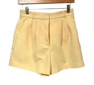 Abercrombie & Fitch Women 2 26 Pale Yellow Pleated High Rise Tailored‎ Shorts thumbnail 1