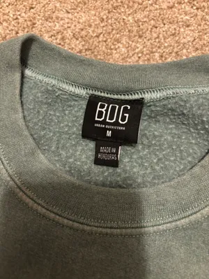 Urban Outfitters Green Crewneck thumbnail 3