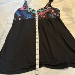 Lululemon Tame Me Tank Top Black/Petal Pop Women’s See Pics thumbnail 4