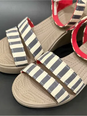CROCS Leigh Nautical Striped Ankle Strap Wedge Sandals Size 8 thumbnail 2